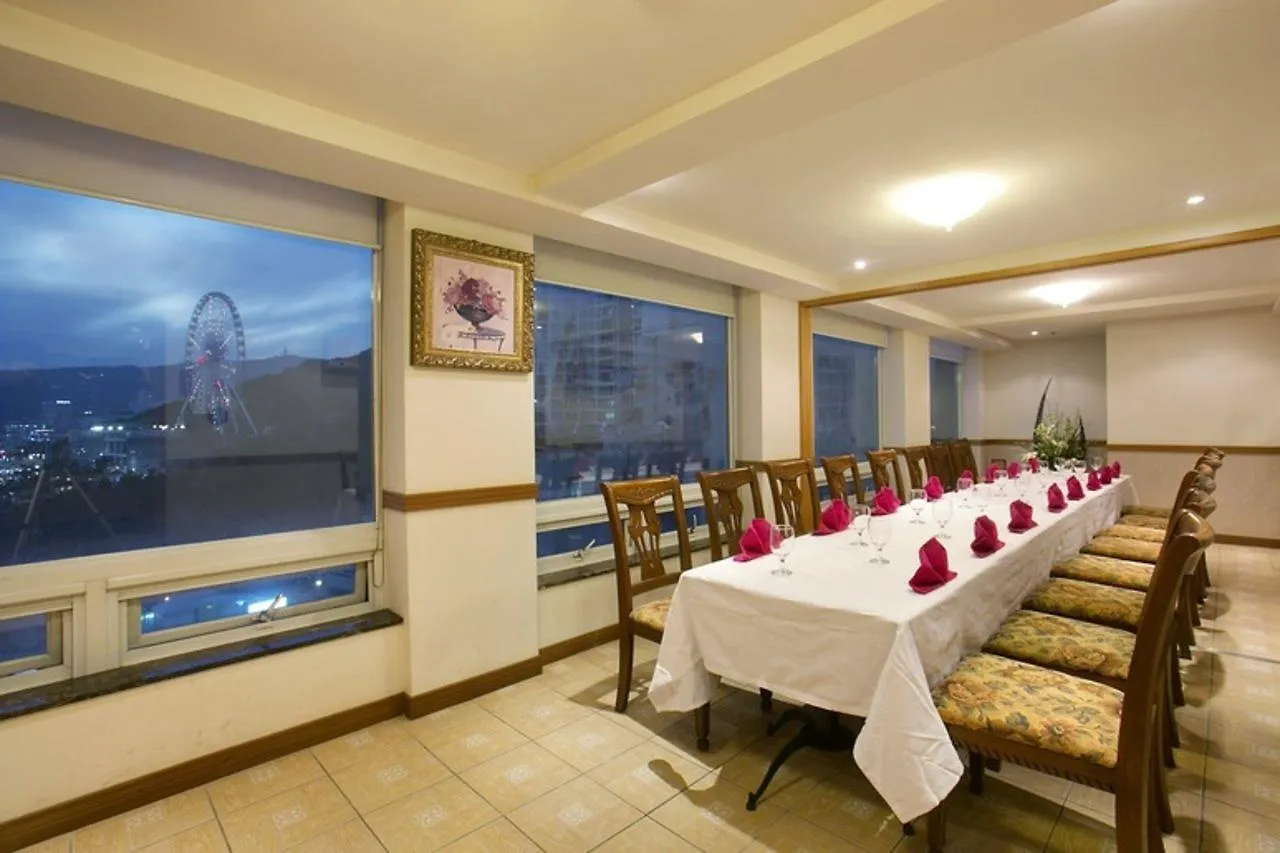 Hotel Castle Beach Busan