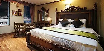 Hotel Castle Beach Busan
