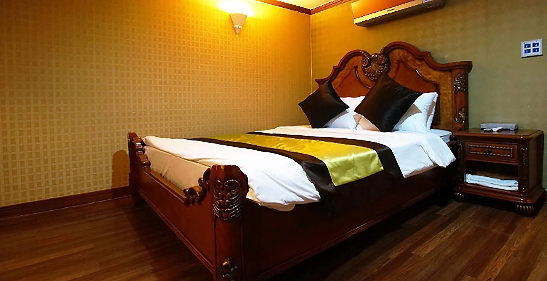 Hotel Castle Beach Busan